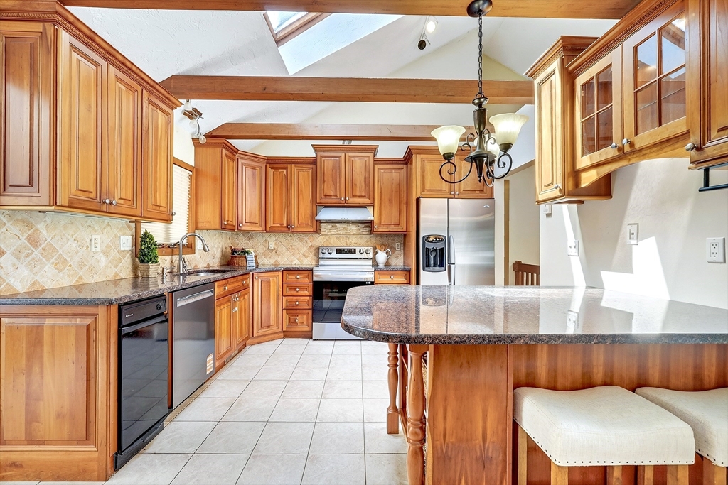 3 Macone Cir