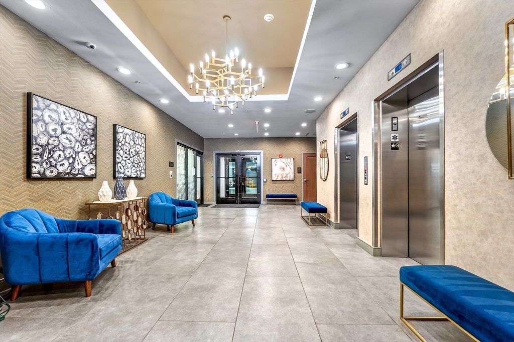175 North Avenue # 409