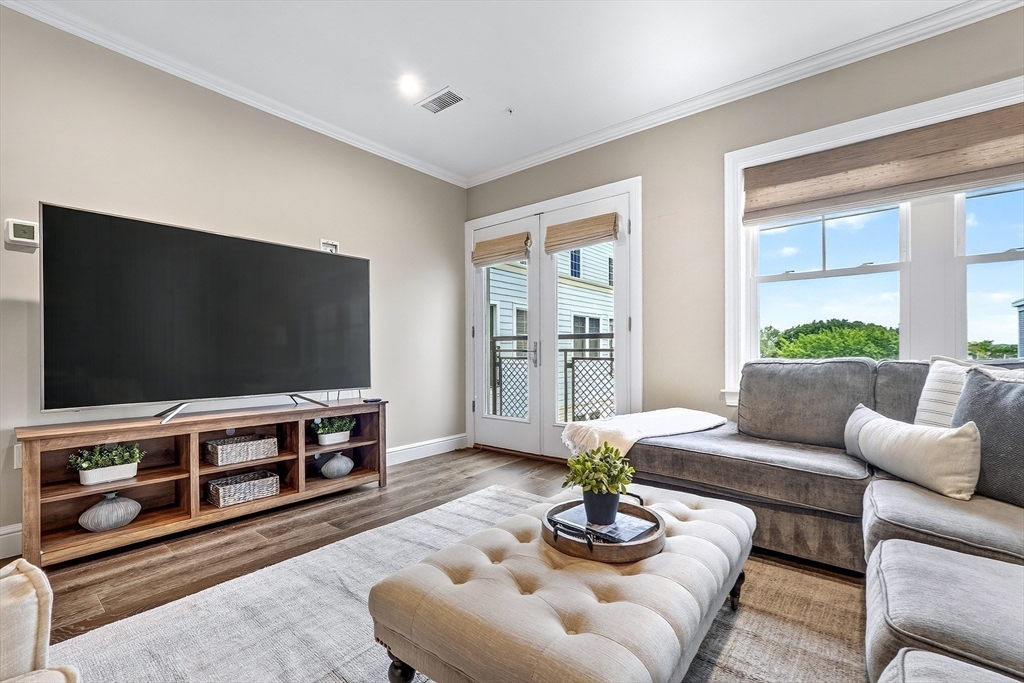 175 North Avenue # 409