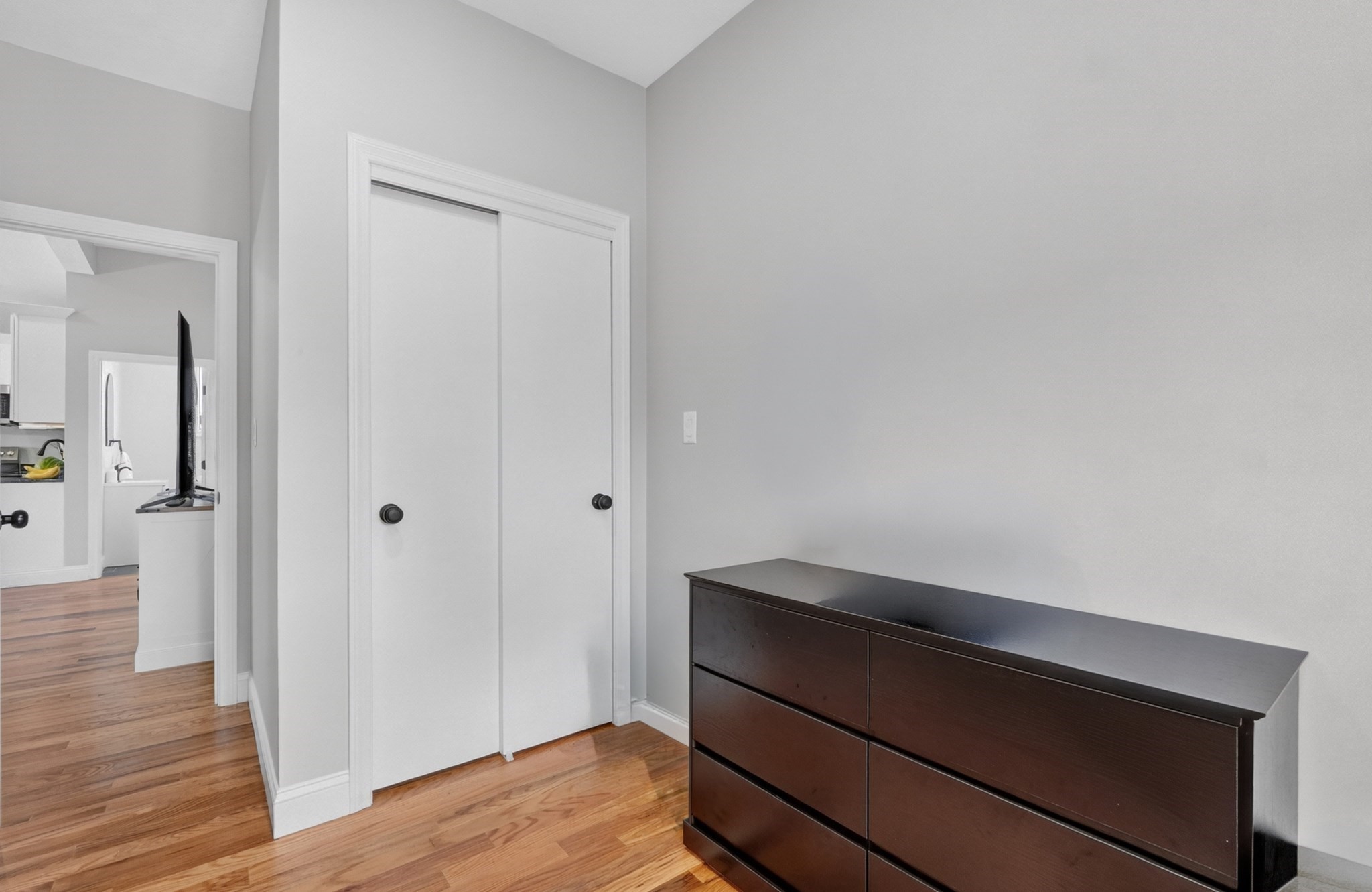 217 Highland Ave # 5