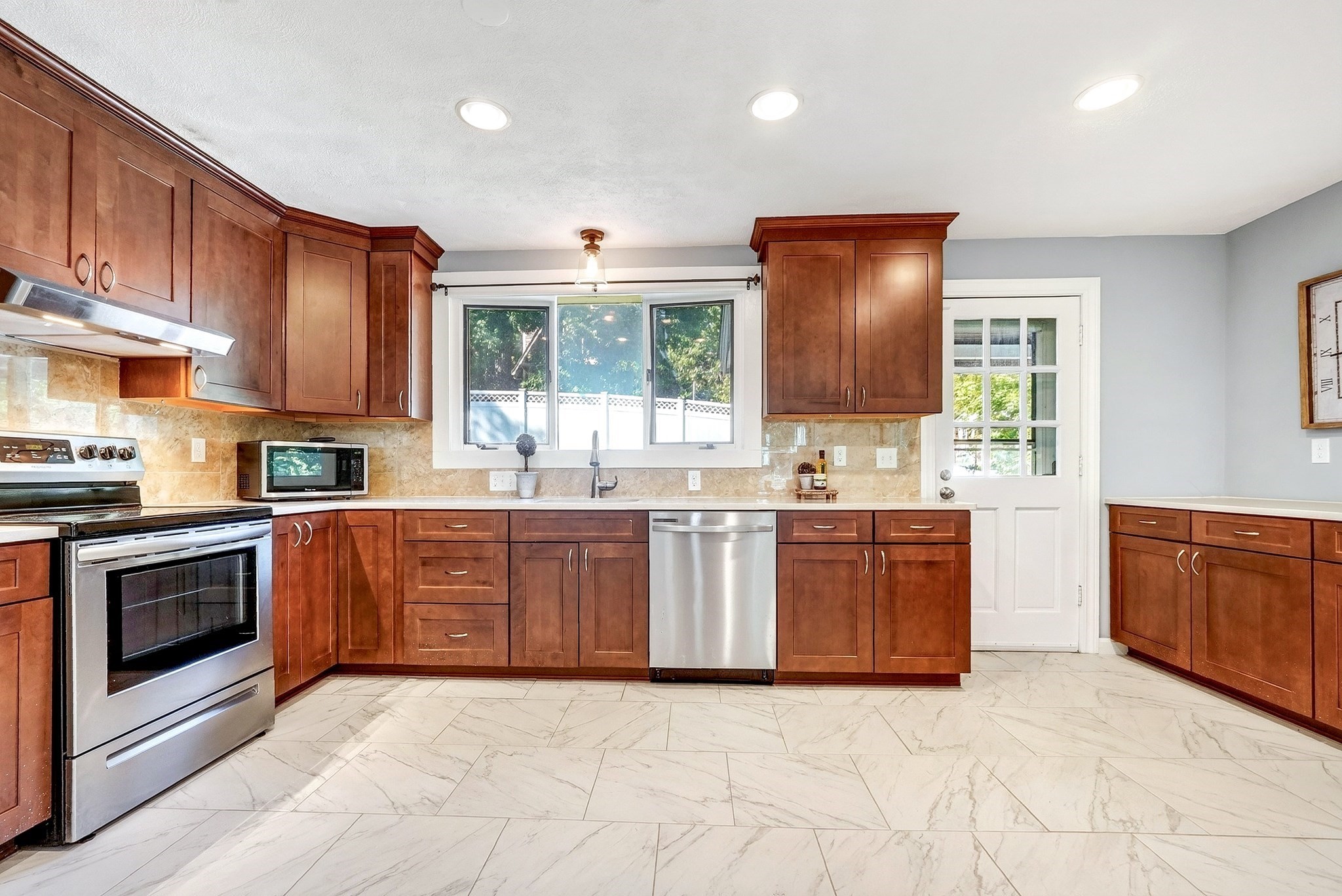 51 Lindenwood Road
