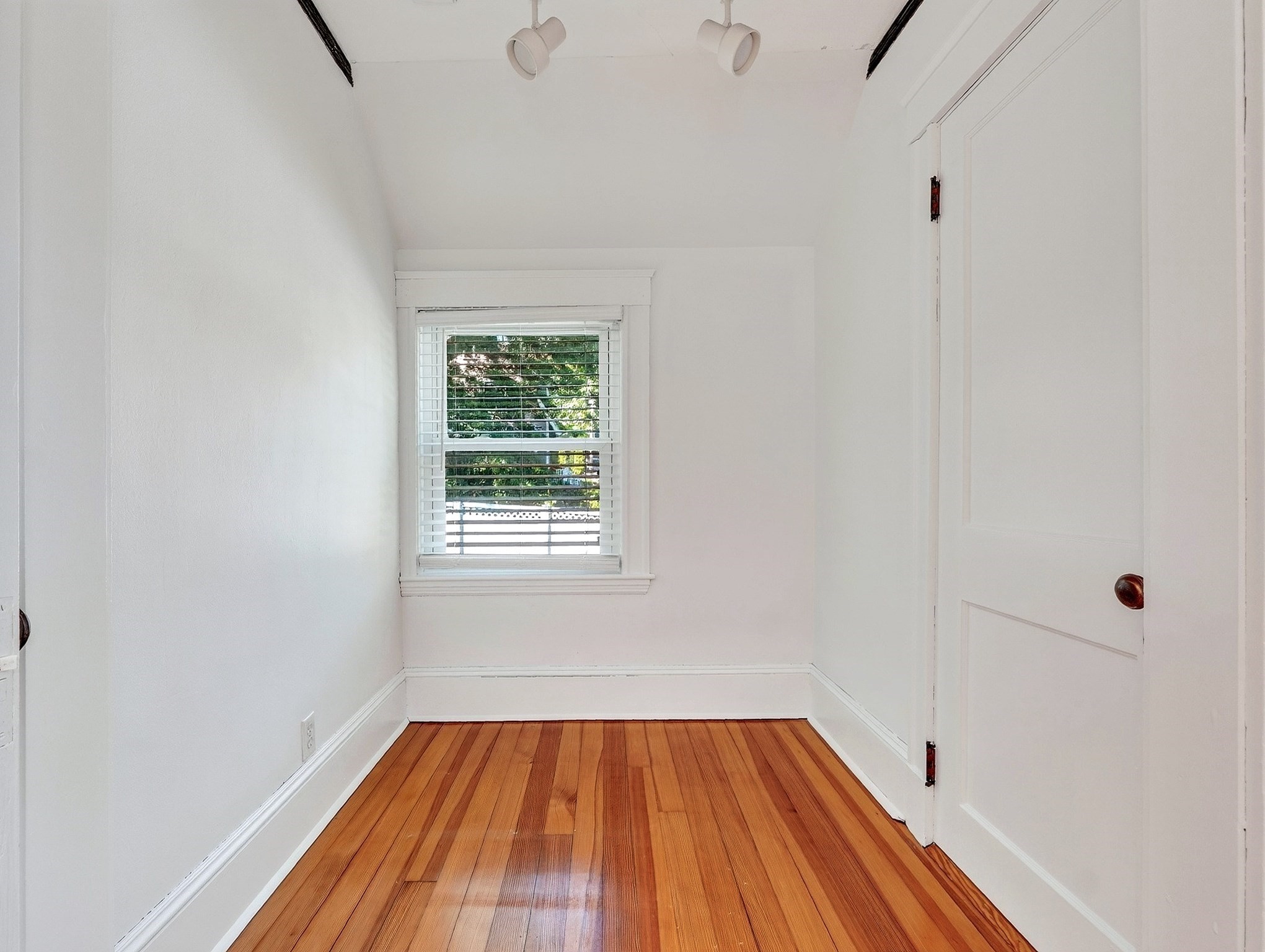 51 Lindenwood Road