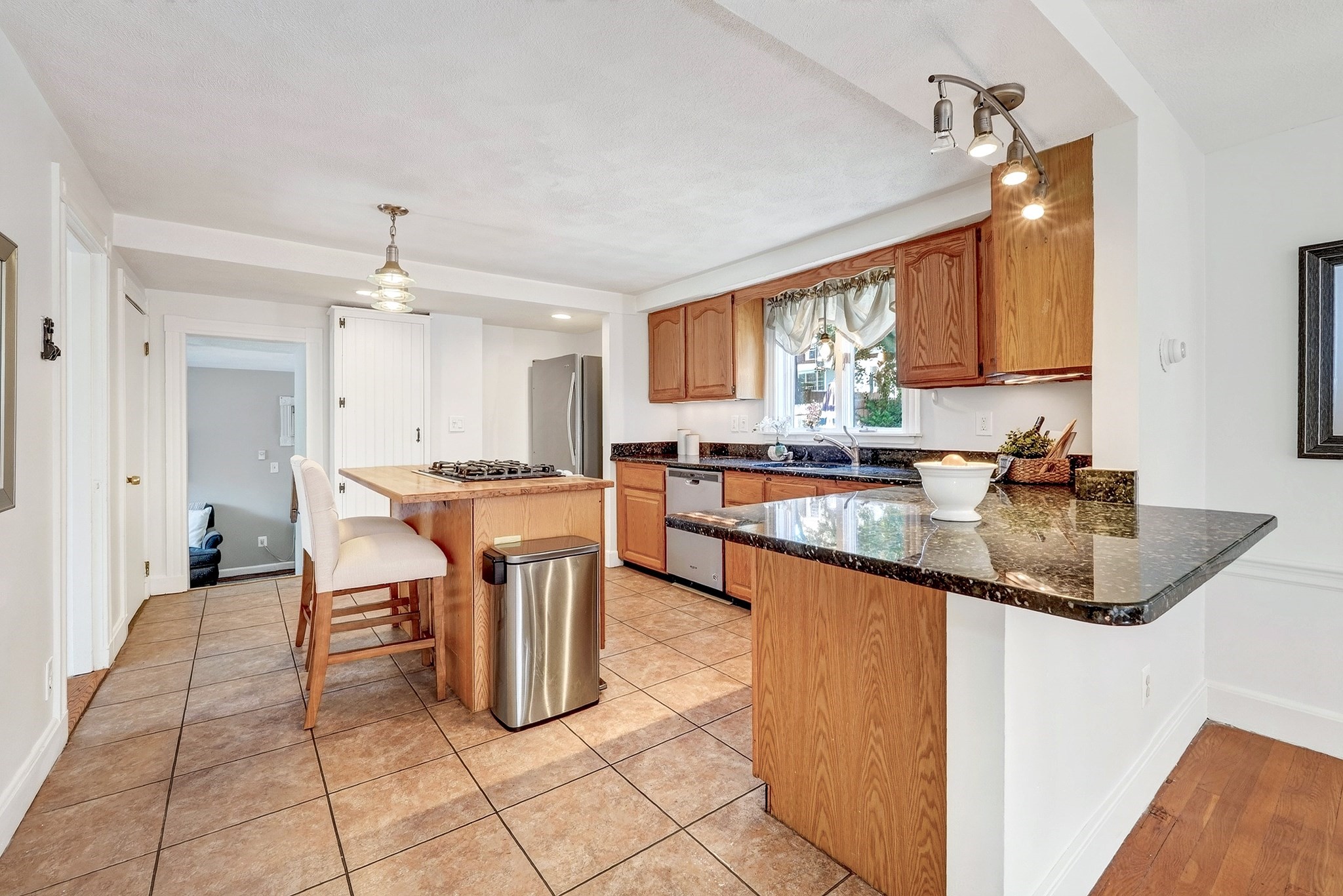 37 Norman Rd