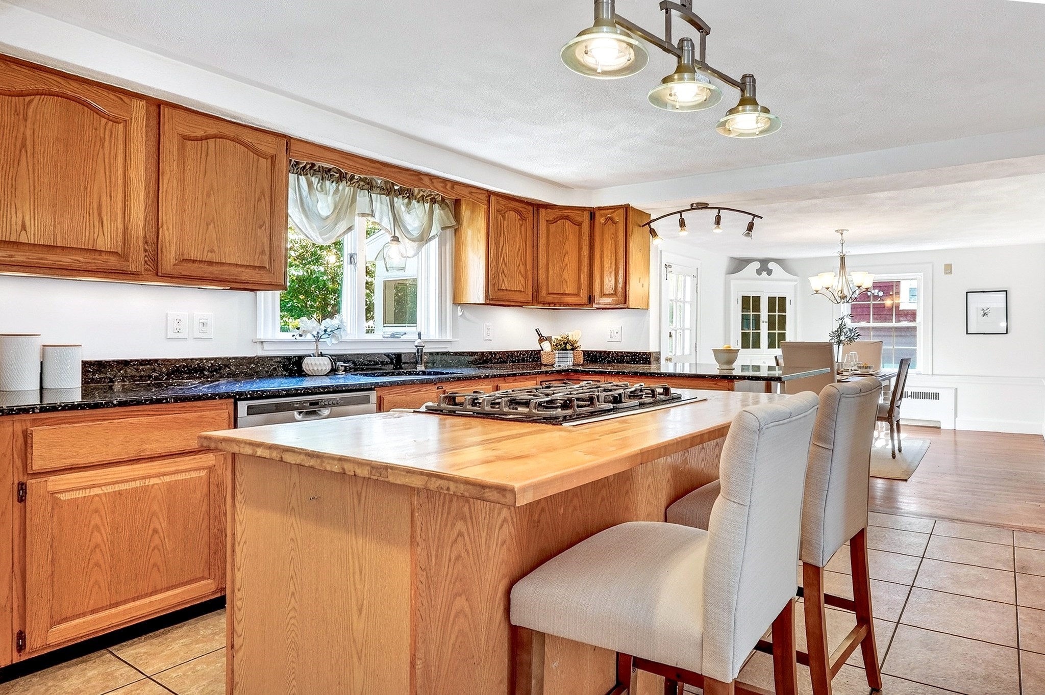 37 Norman Rd