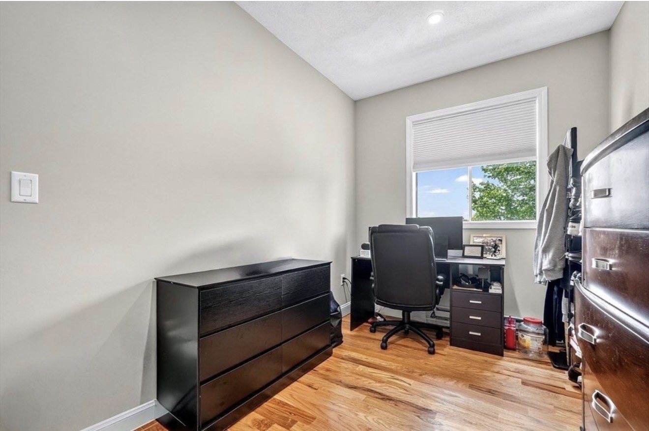 217 Highland Ave # 5
