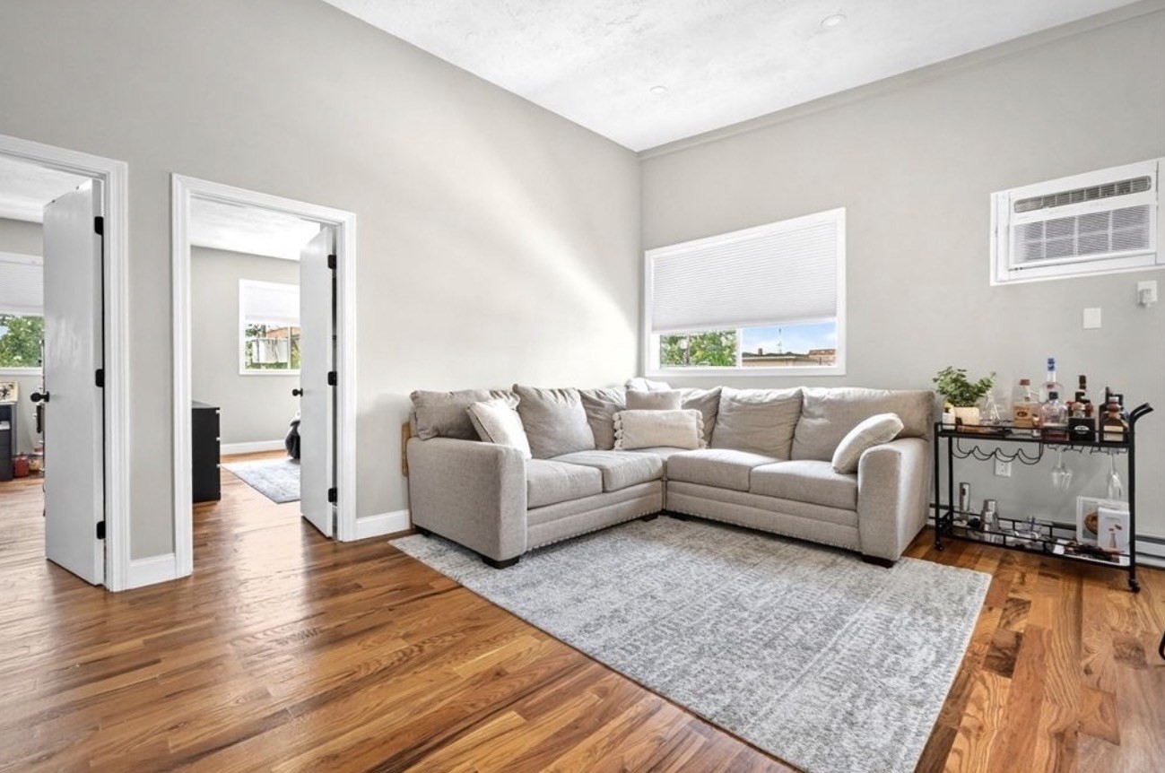 217 Highland Ave # 5