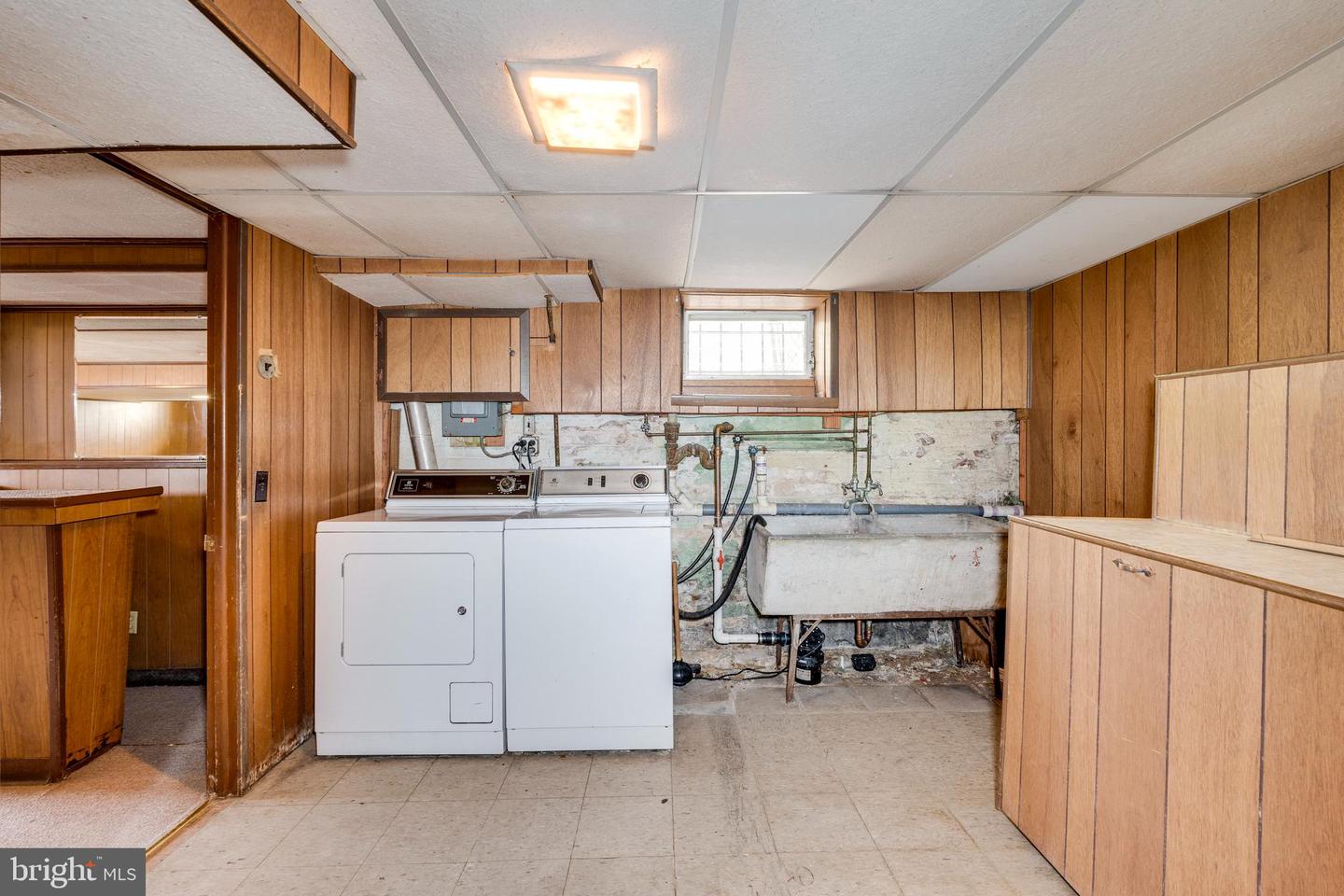 2910 S Dakota Ave NE