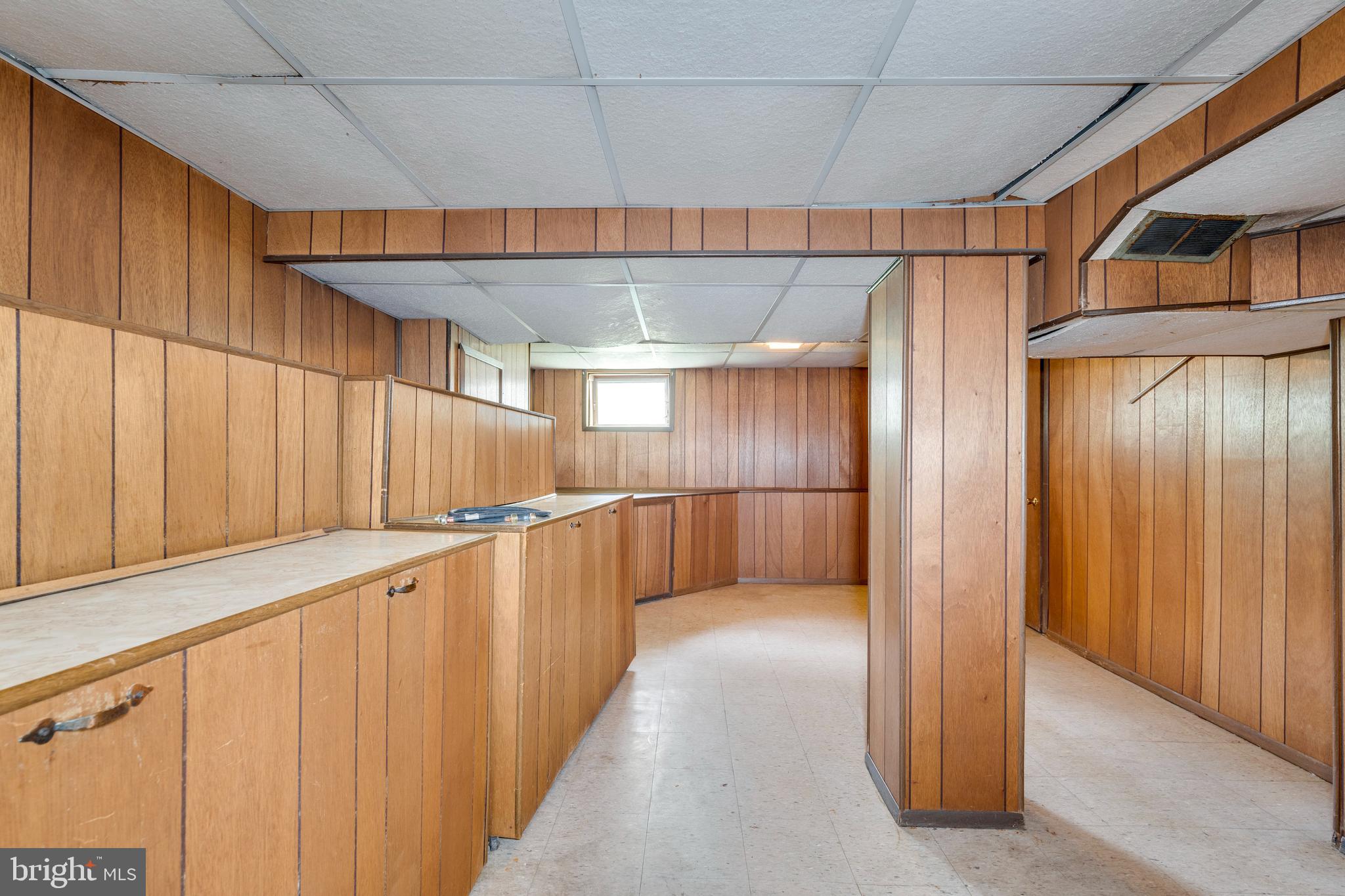 2910 S Dakota Ave NE