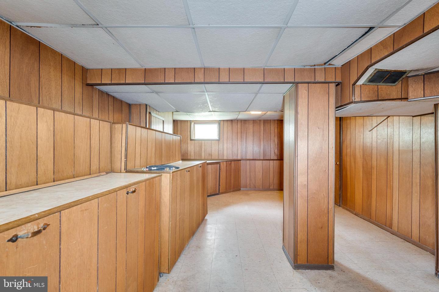 2910 S Dakota Ave NE