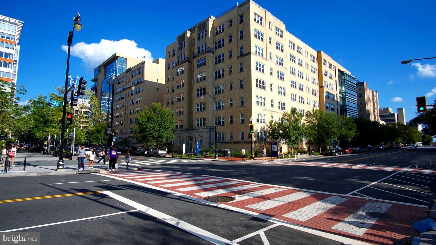 2510 I St NW