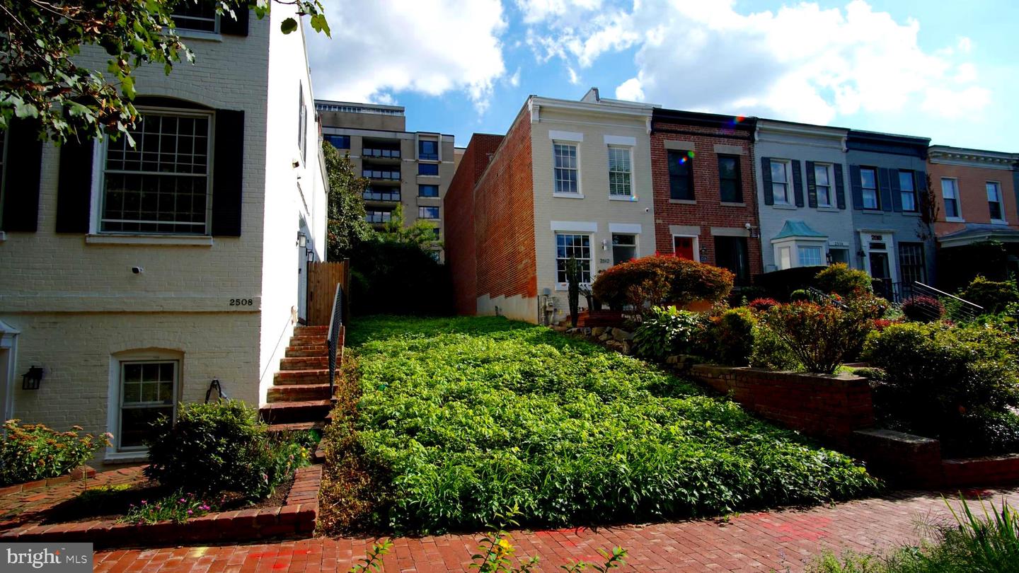 2510 I St NW