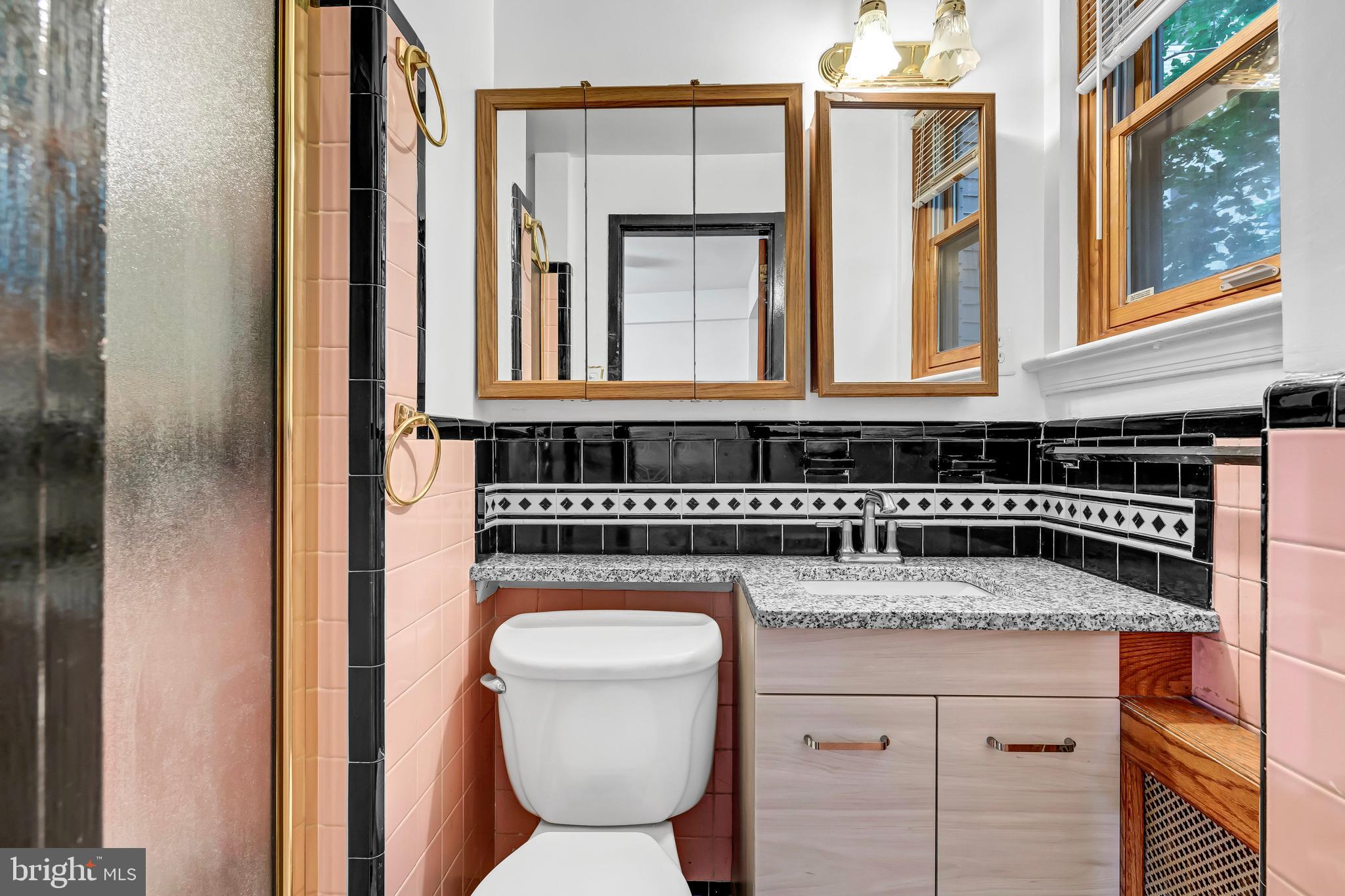 3025 Ontario Rd NW #104