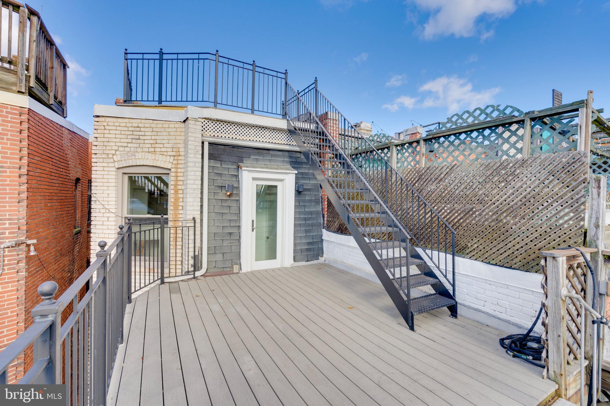 1946 Calvert St NW #4