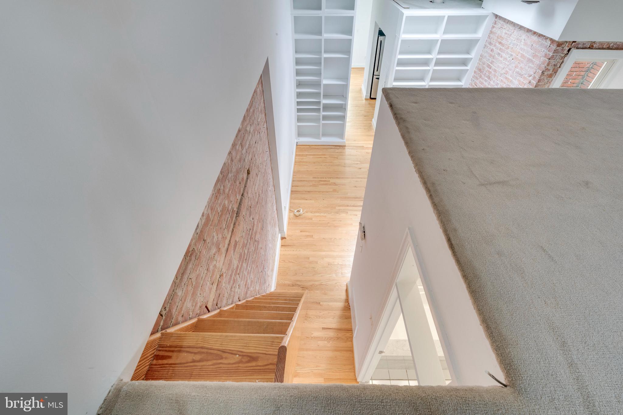 1946 Calvert St NW #4