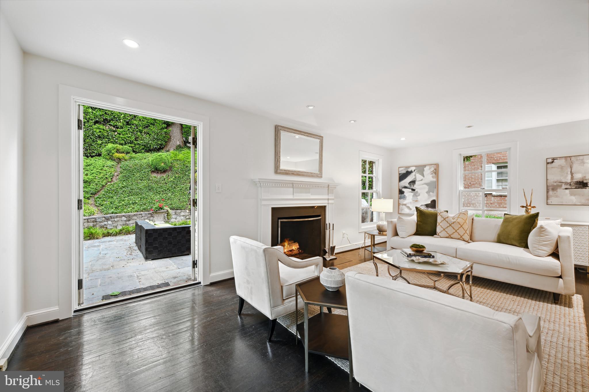 3028 New Mexico Ave NW