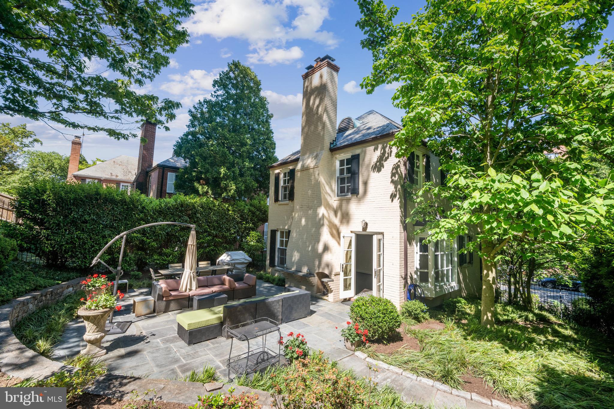 3028 New Mexico Ave NW