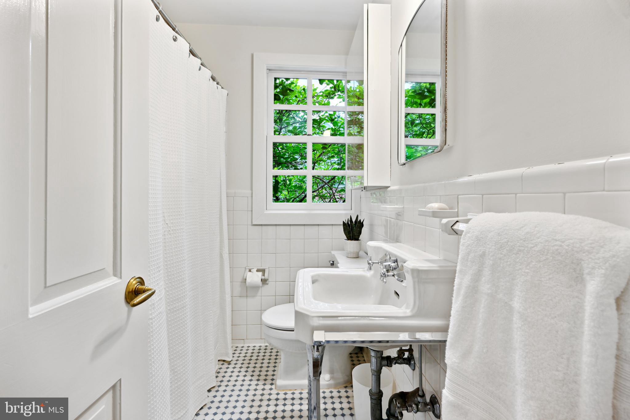 3028 New Mexico Ave NW