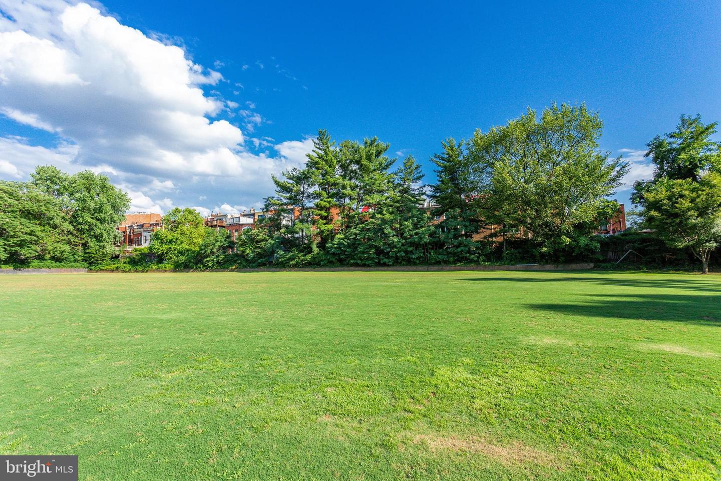 1921 Biltmore St NW