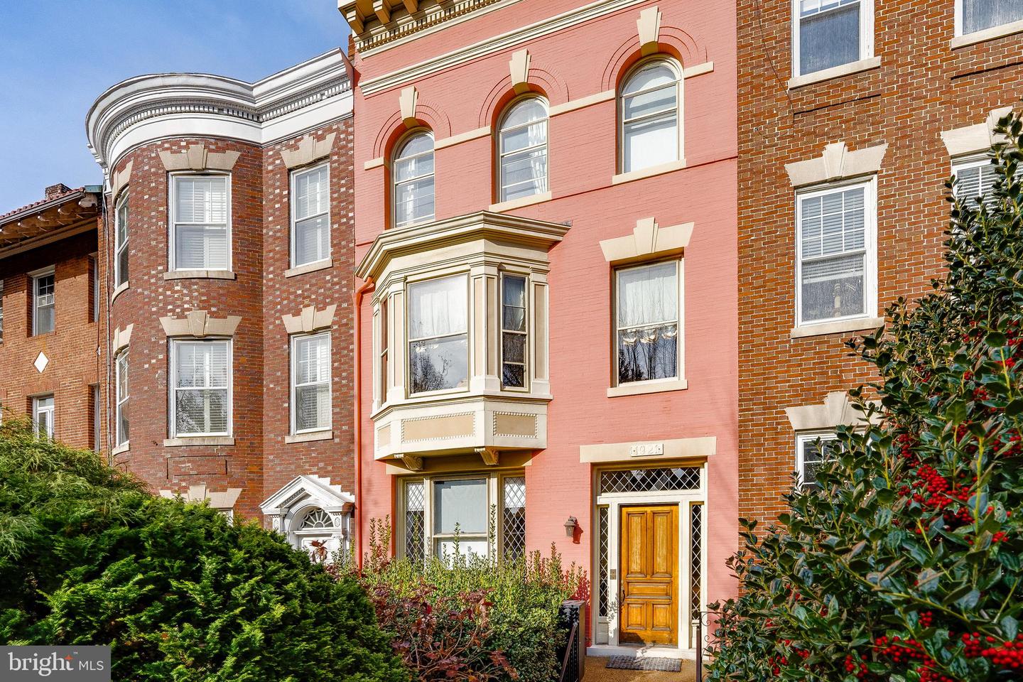 1921 Biltmore St NW