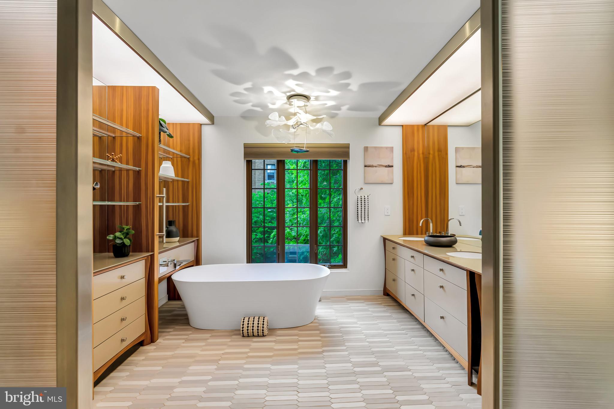 1823 Belmont Rd NW #A