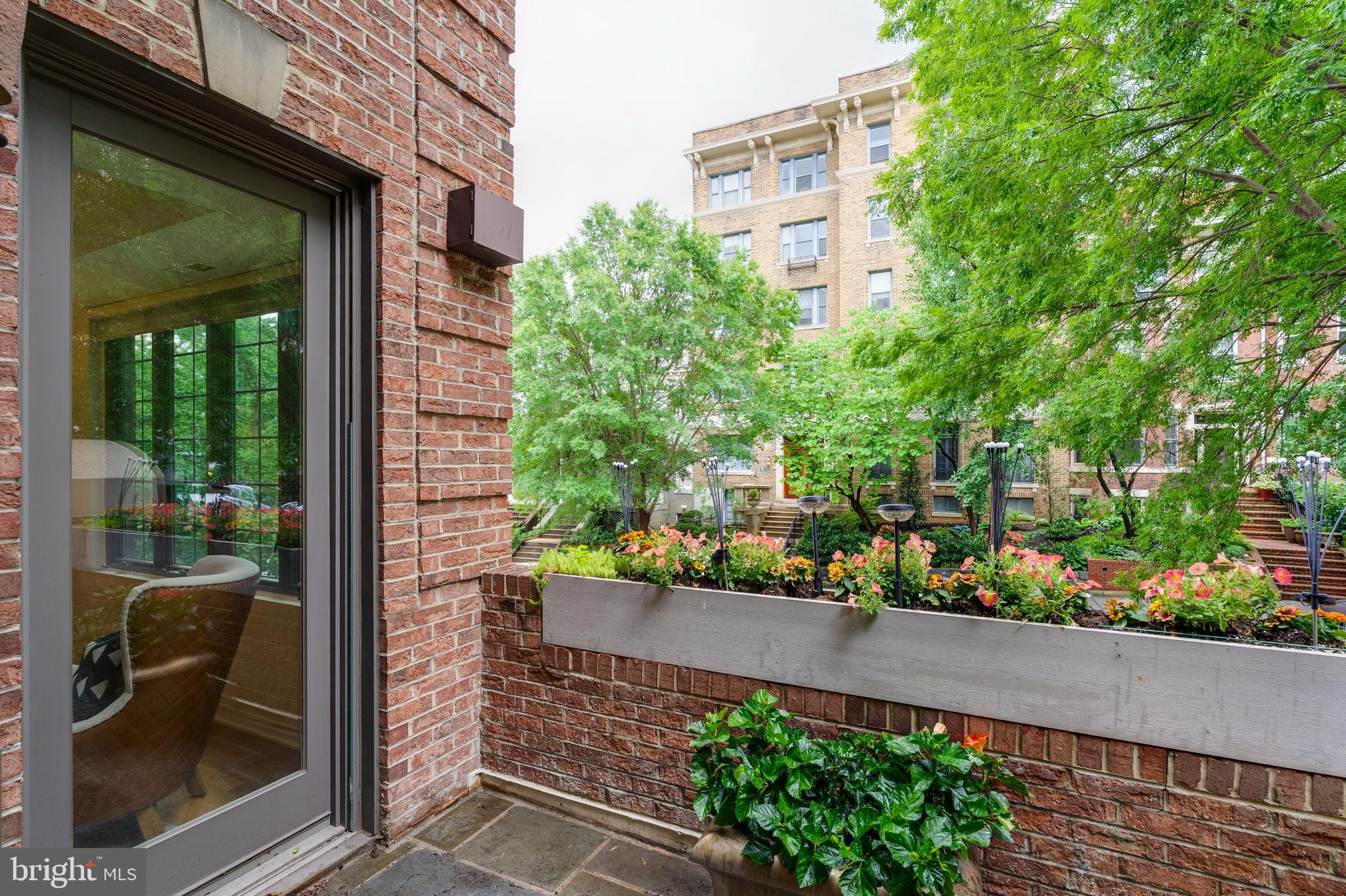 1823 Belmont Rd NW #A