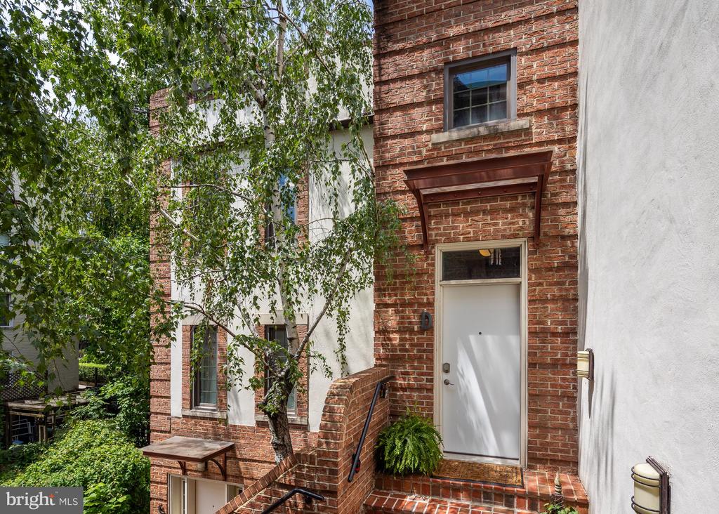 1823 Belmont Rd NW #D