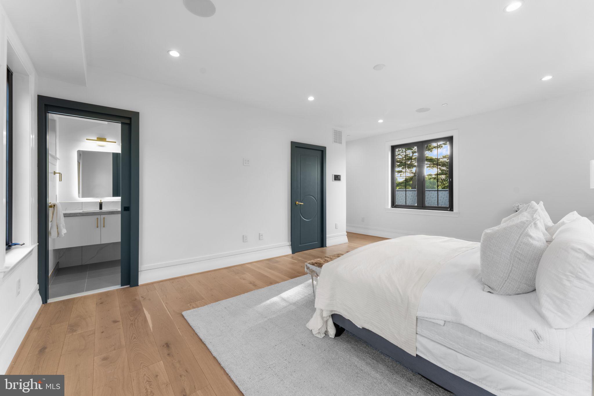 3819 ALBEMARLE STREET NW