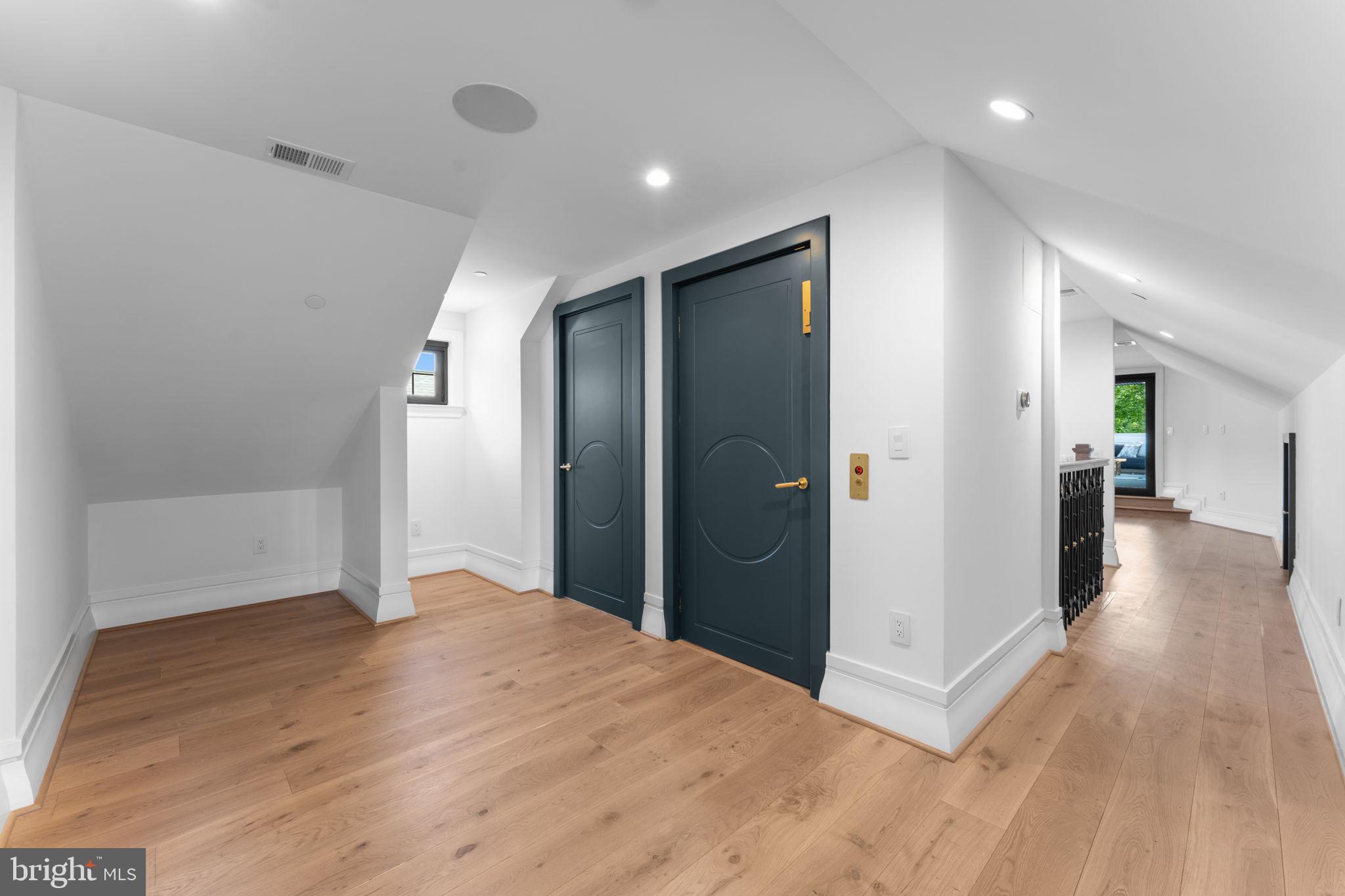 3819 ALBEMARLE STREET NW