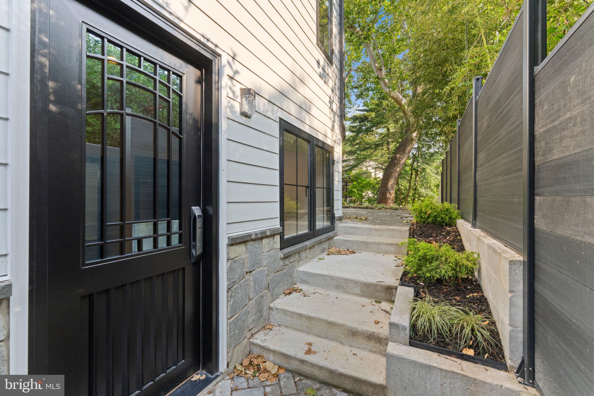 3819 ALBEMARLE STREET NW