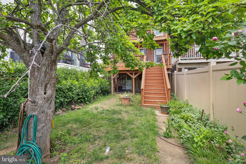 70 ADAMS STREET NW