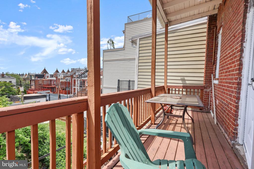 70 ADAMS STREET NW