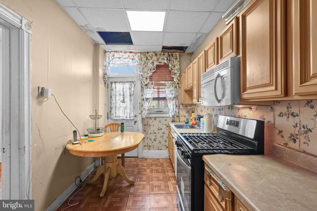 70 ADAMS STREET NW