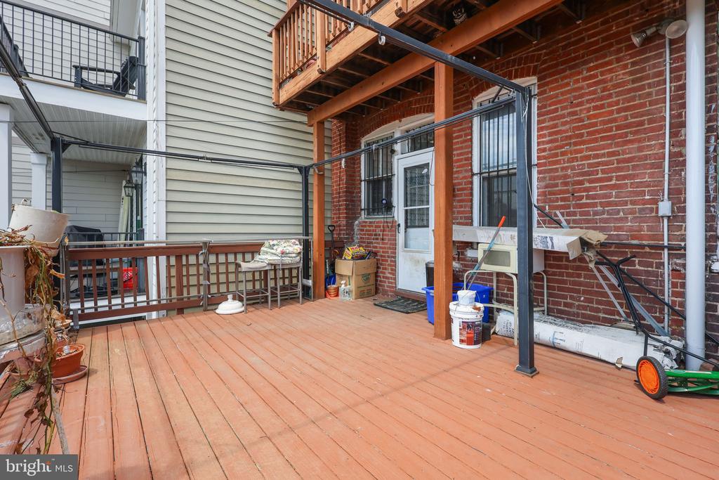 70 ADAMS STREET NW