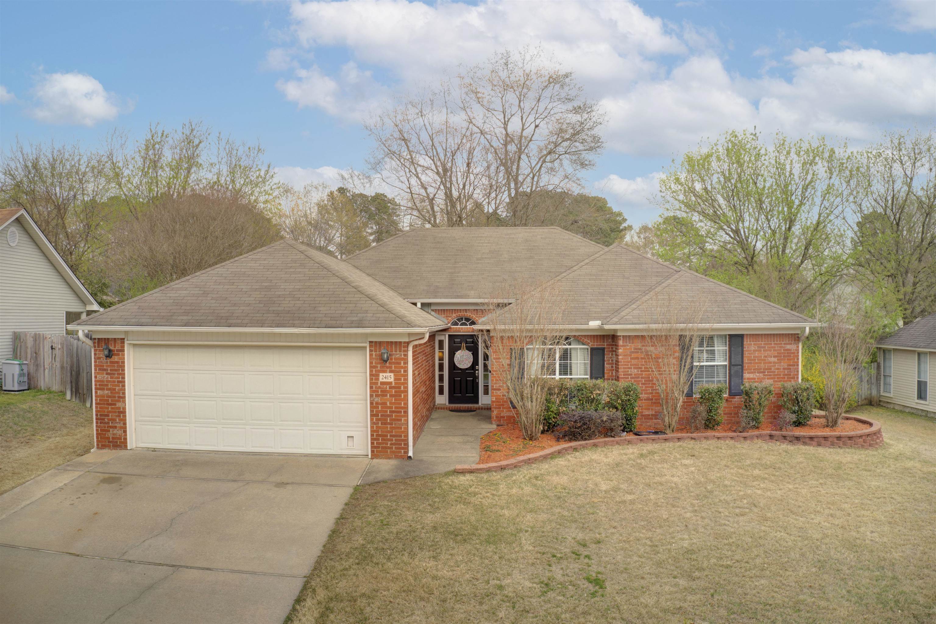 2415 Spring Creek