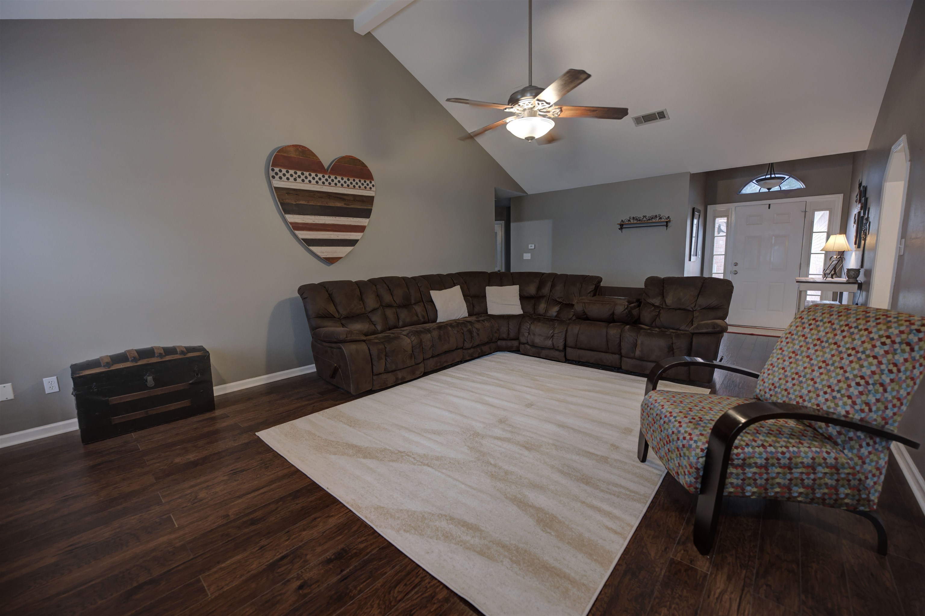 2415 Spring Creek