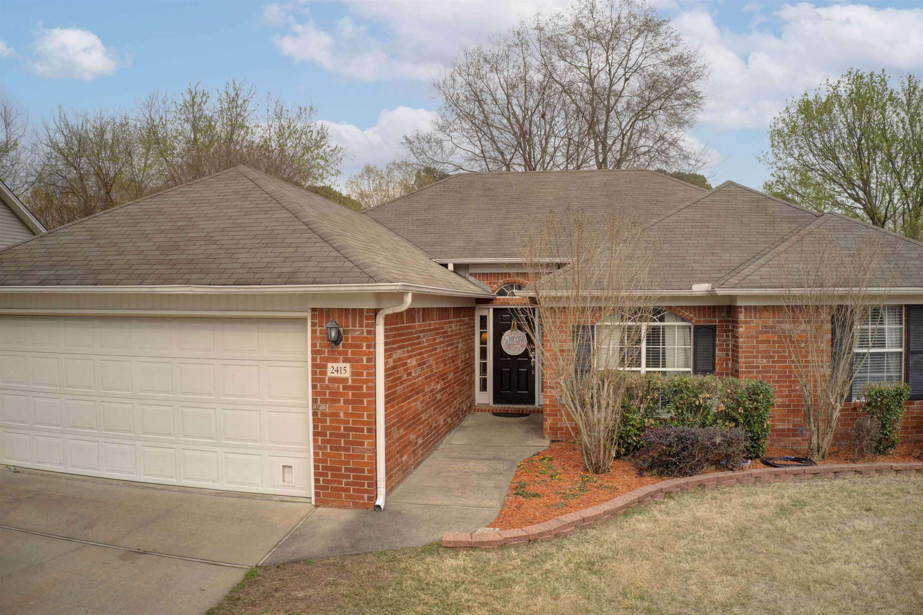 2415 Spring Creek