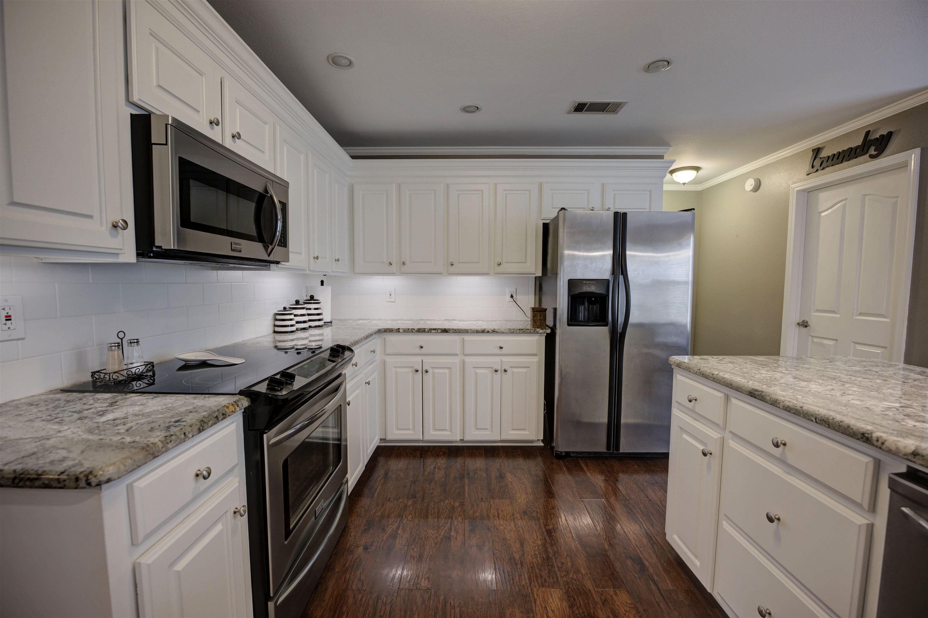 2415 Spring Creek