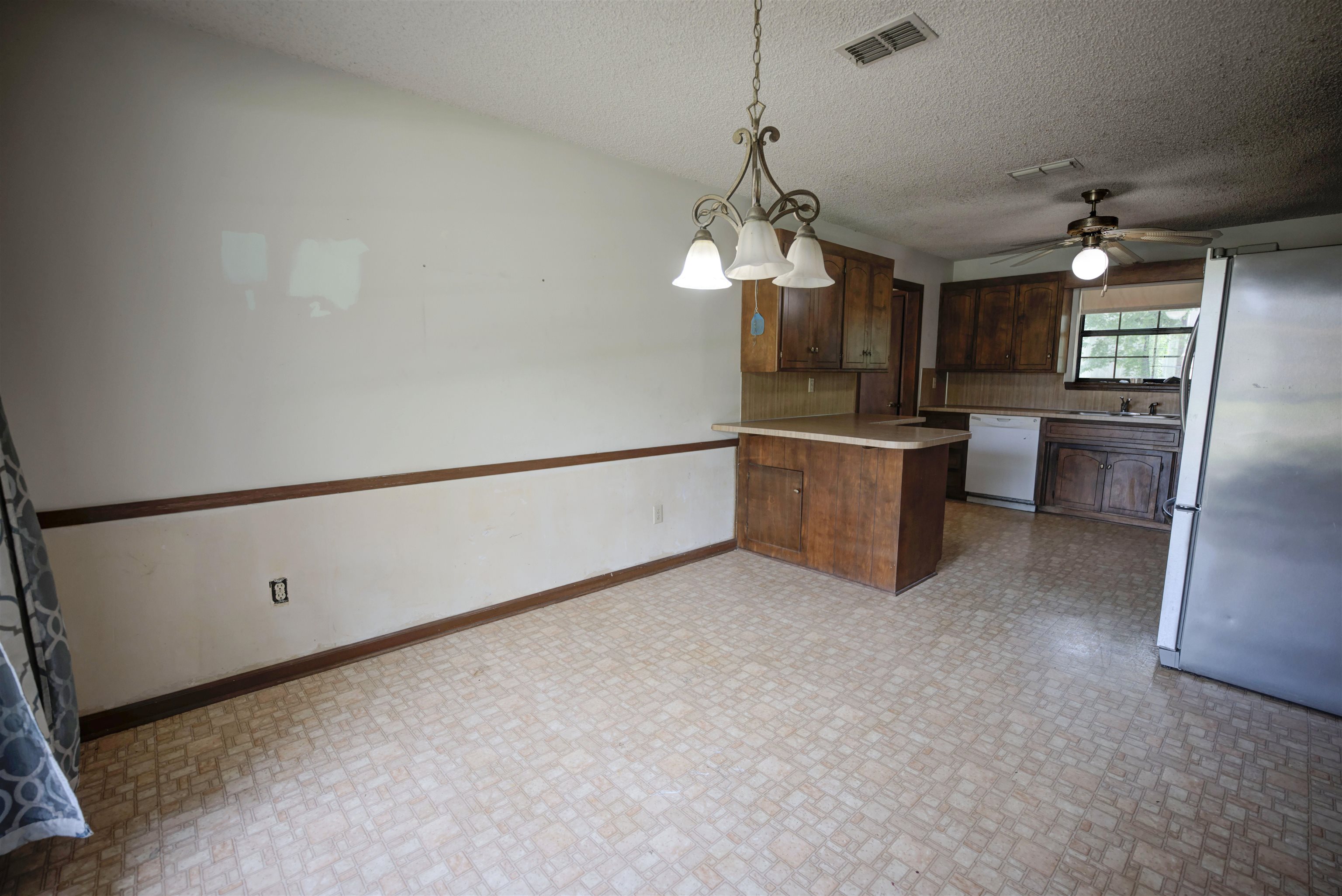 519 River Ridge Road