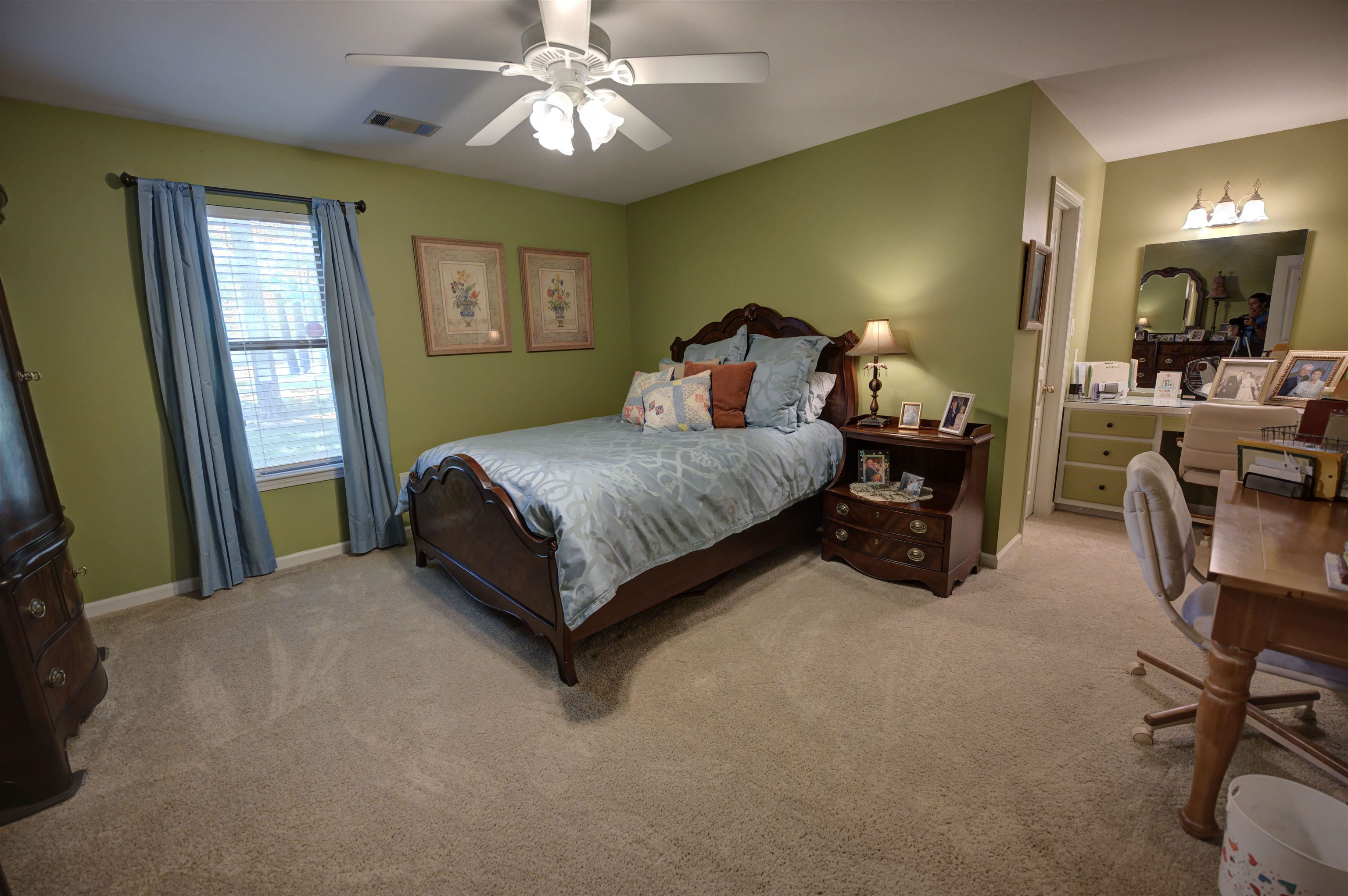 21605 Randolph