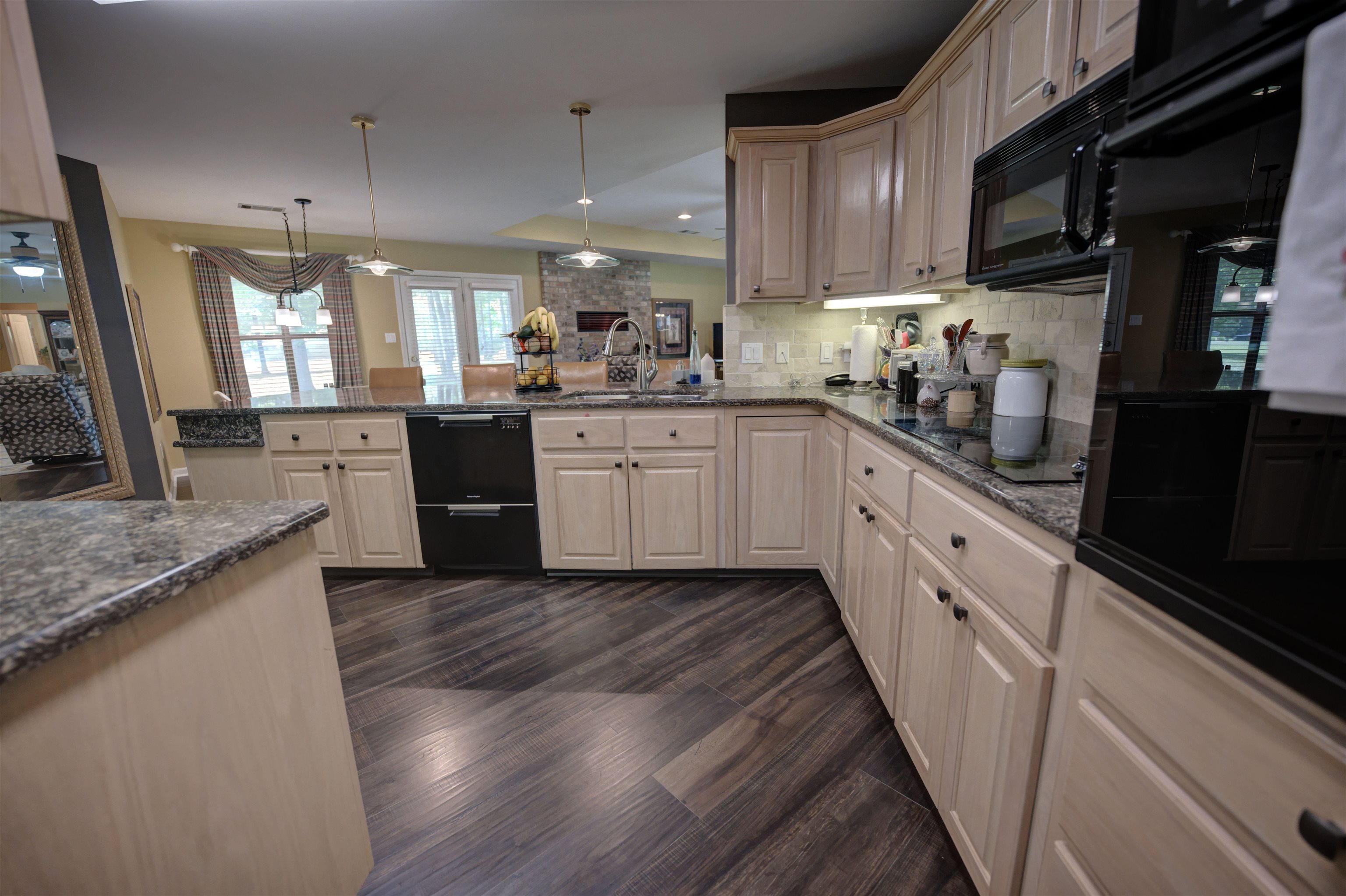 21605 Randolph