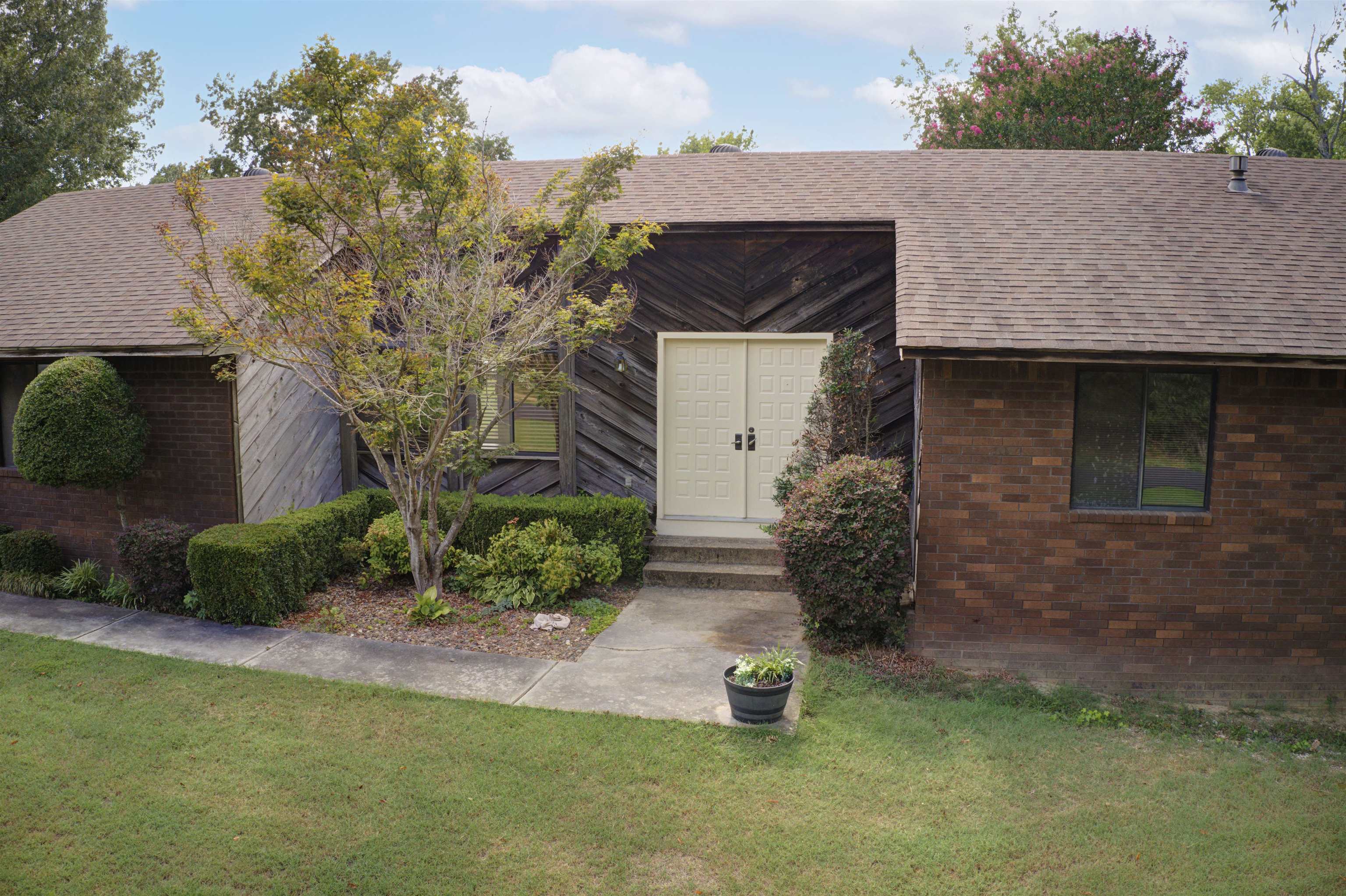 7111 Concord Lane
