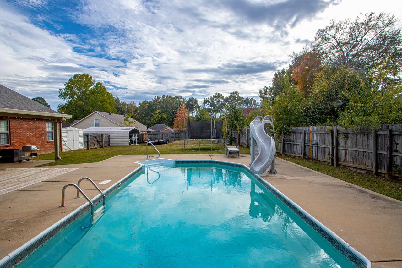 2416 Spring Creek Drive