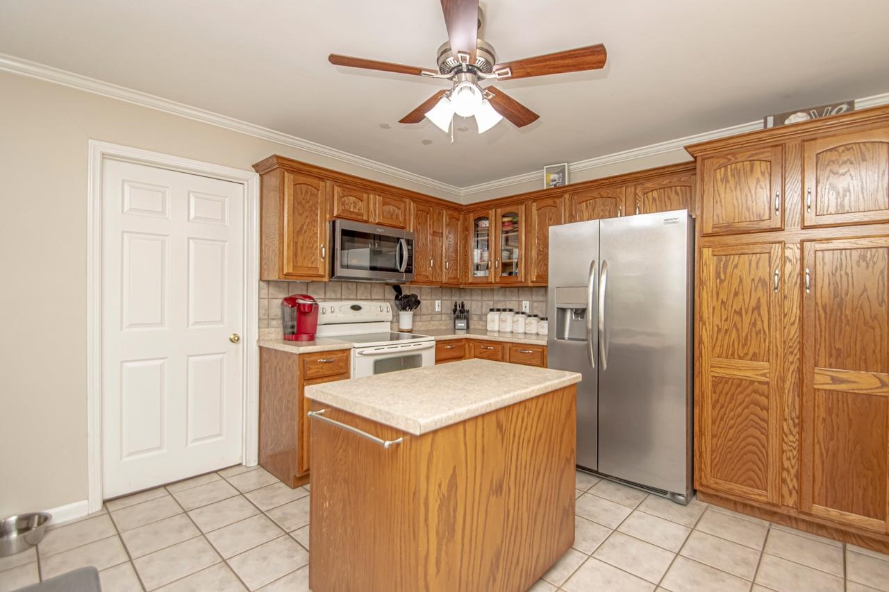 2416 Spring Creek Drive