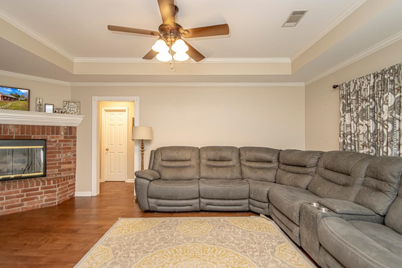 2416 Spring Creek Drive