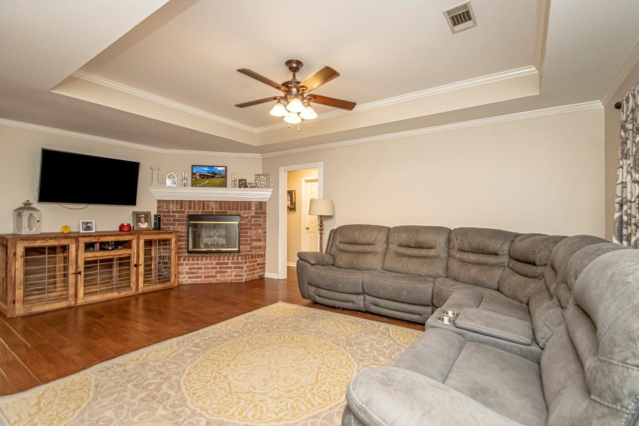 2416 Spring Creek Drive