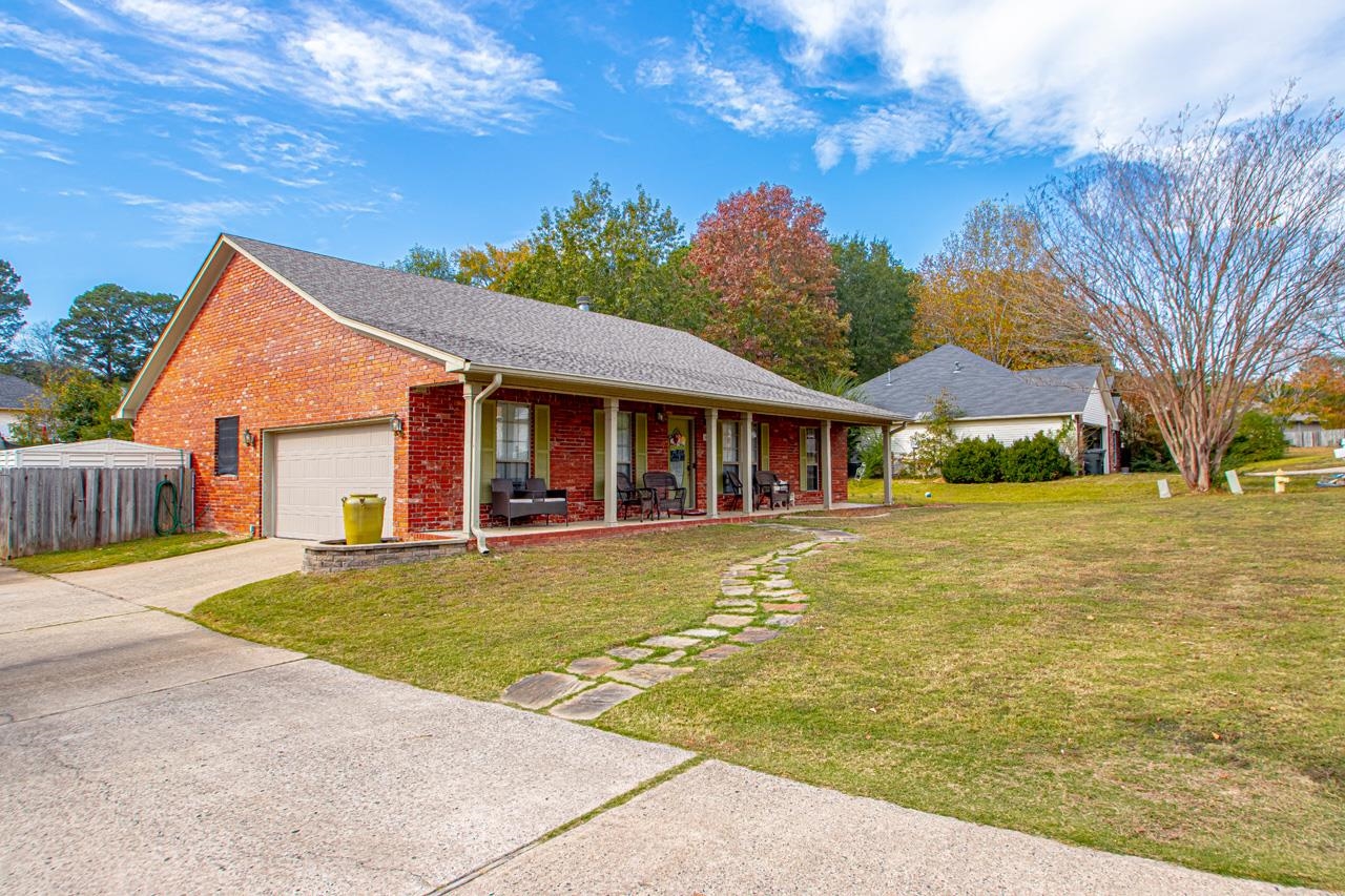 2416 Spring Creek Drive