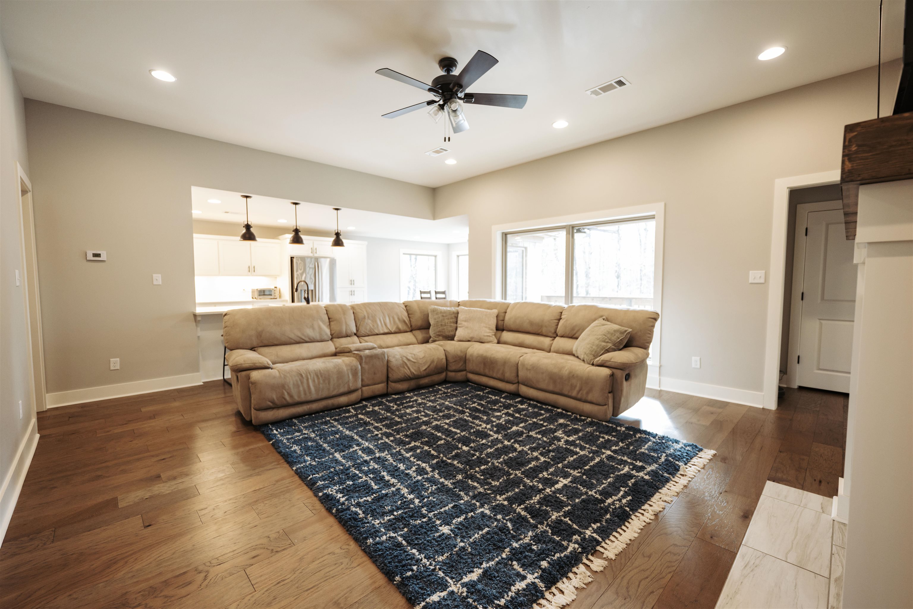 6525 Castle Ridge Drive