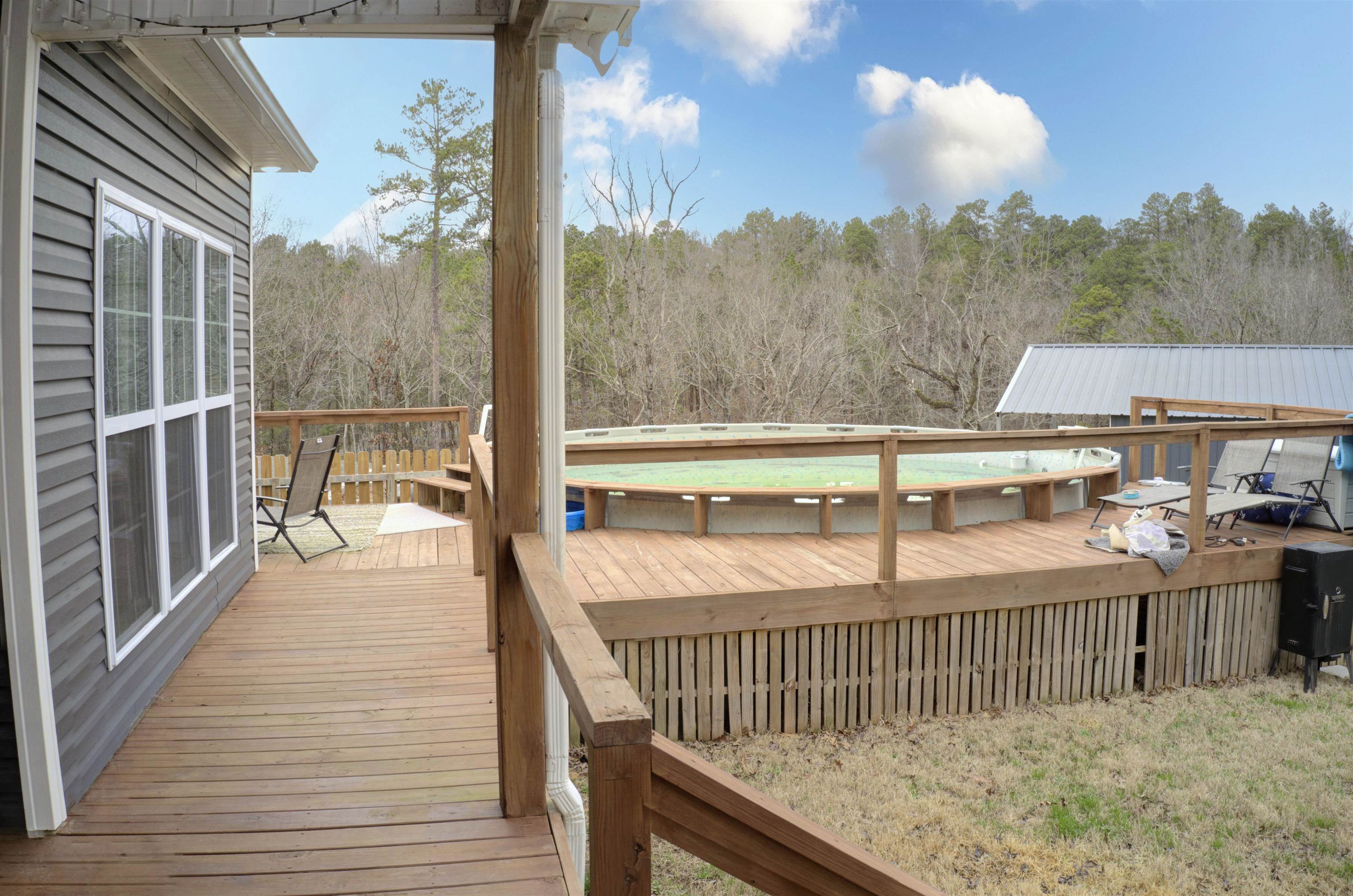 2976 Riverview Drive