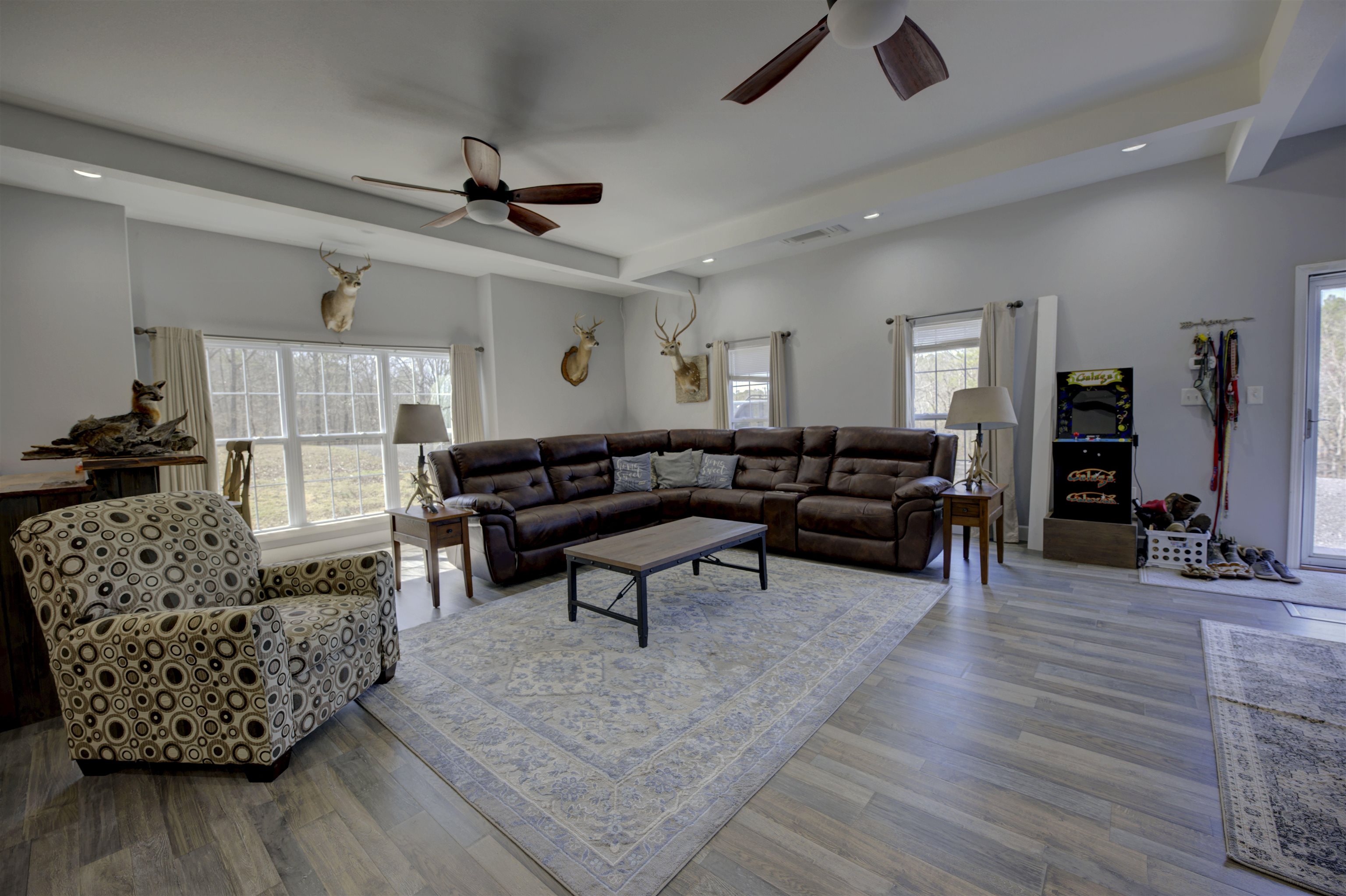 2976 Riverview Drive