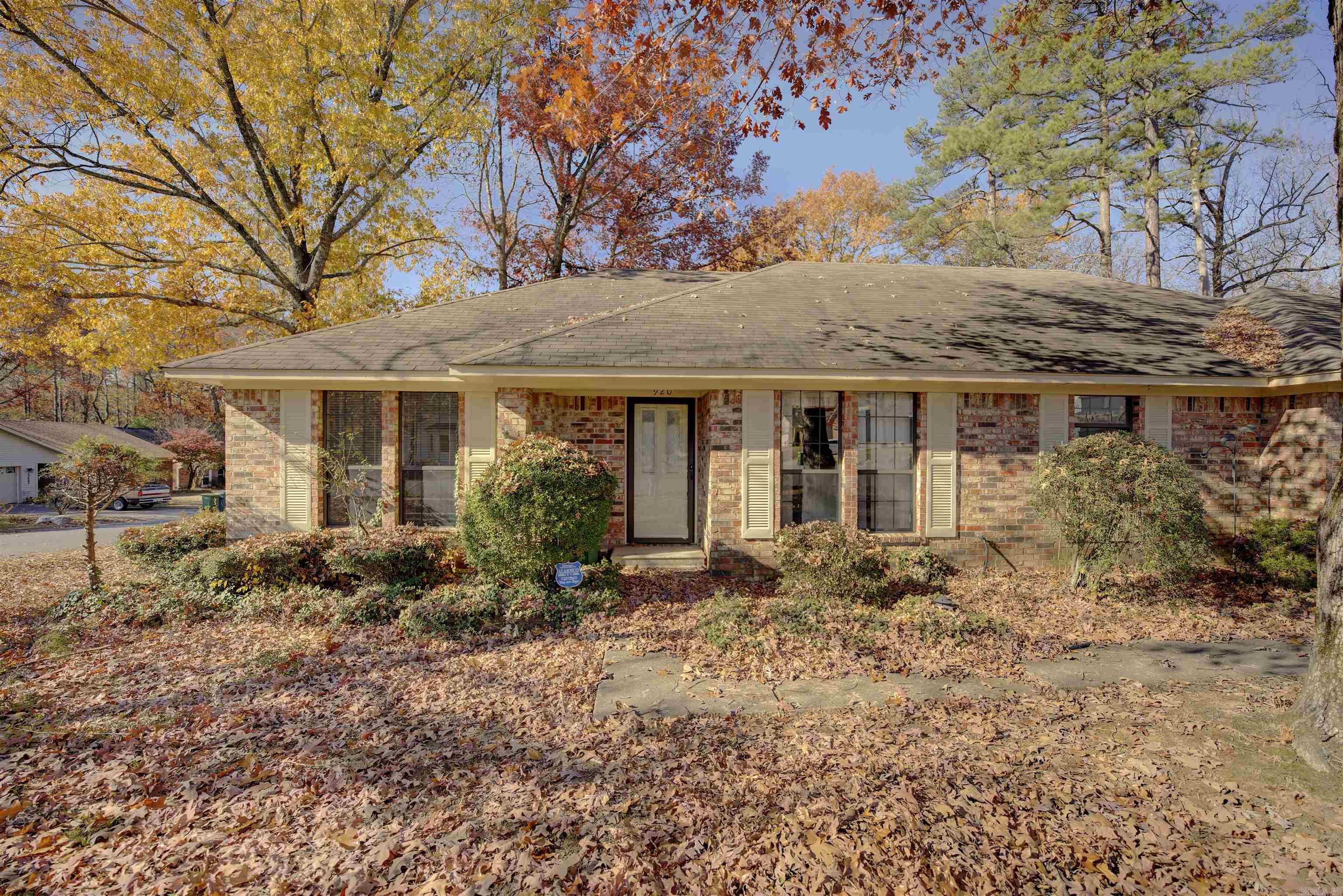 920 Parkway Place Drive